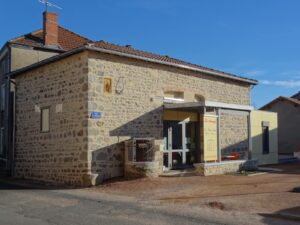 Réaménagement d'une ancienne grange dans la Commune de Changy.