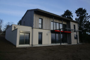 Maison individuelle avec ossature en bois, à Villemontais.