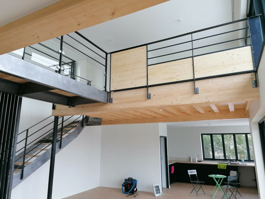 Maison individuelle avec ossature en bois, à Villemontais.